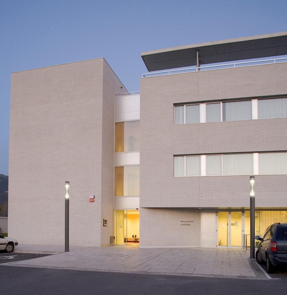 Azz Pamplona Norte Hotel Berriozar Exterior photo