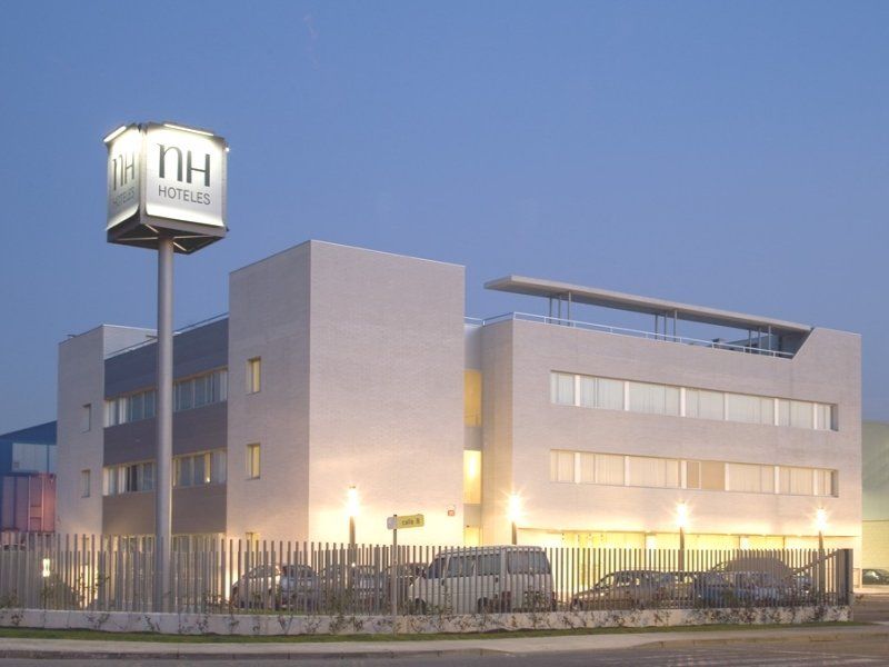 Azz Pamplona Norte Hotel Berriozar Exterior photo